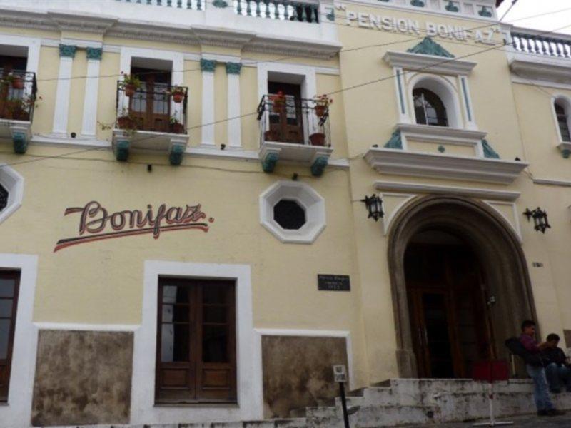 Hotel Pension Bonifaz Quetzaltenango Exterior photo